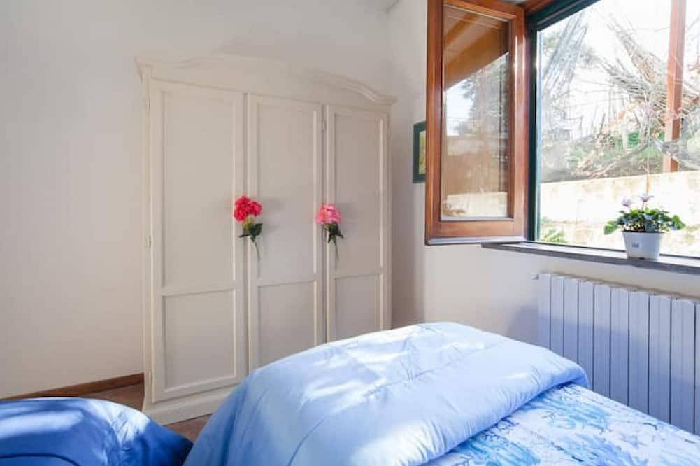 Appartamento intero, Lamberti Apartment in Monte di Procida, Napoli e dintorni