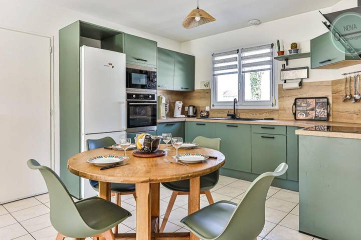 Location de vacances pour 5 personnes, avec jardin à Saint-Révérend - 2