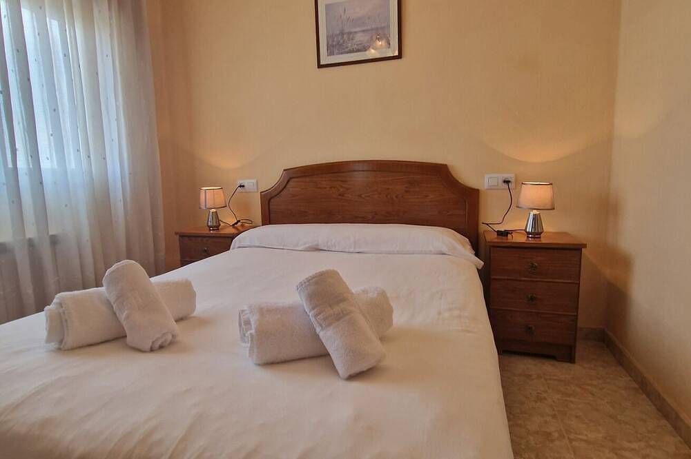 Appartement entier, 626A Tres dormitorios con garaje in Oviedo, Chaîne Cantabrique