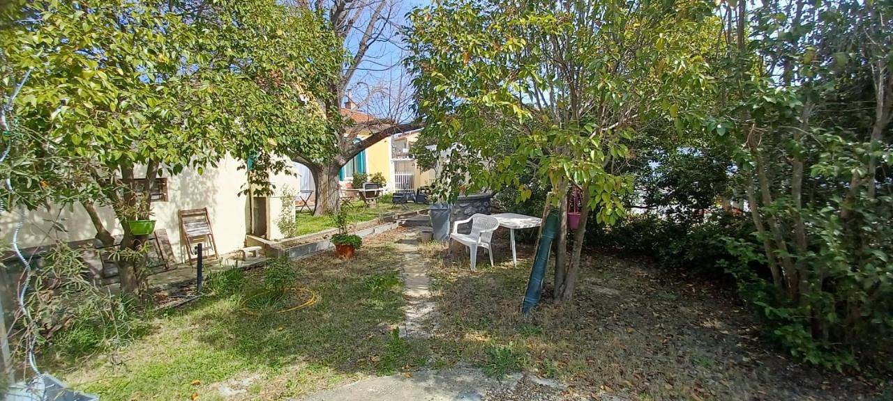 Maison 4 à 6 personnes proche village in Pélissanne, Région d'Aix-en-Provence