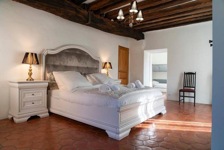 Location de vacances pour 9 personnes, avec jardin, adapté aux familles à Villemoisson-sur-Orge - 2