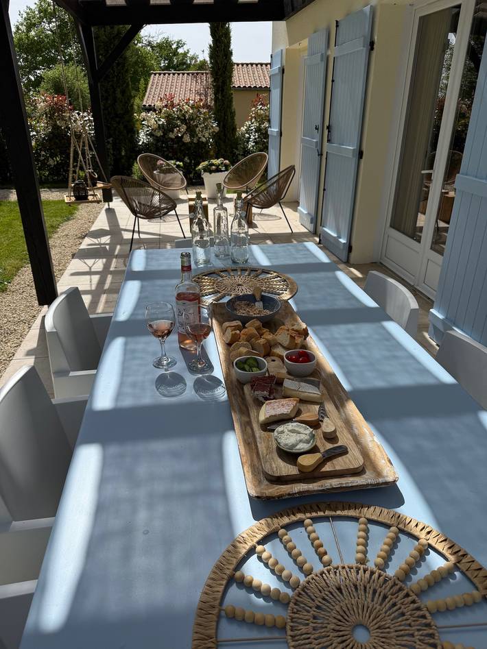 Location de vacances pour 6 personnes, avec jardin à Vasles - 2