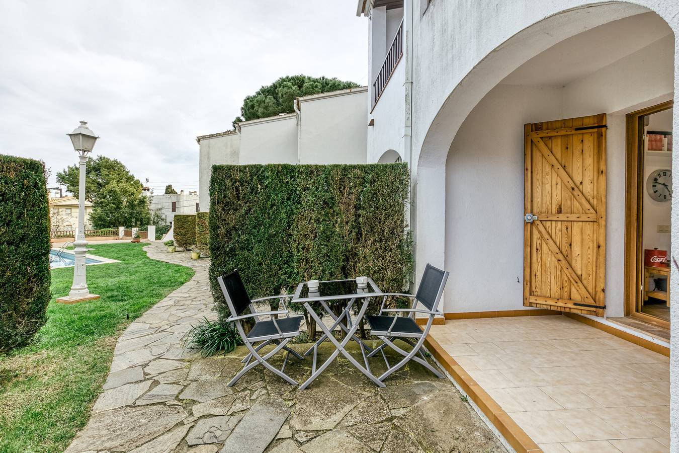 Maison de vacances "Set Cases" avec vue sur la mer, piscine partagée et climatisation. in L'Escala, Haut-Ampurdan