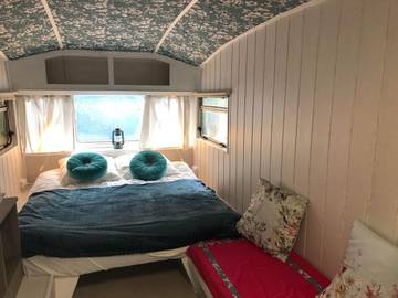 Gîte pour 2 personnes, avec vue et terrasse à Commana