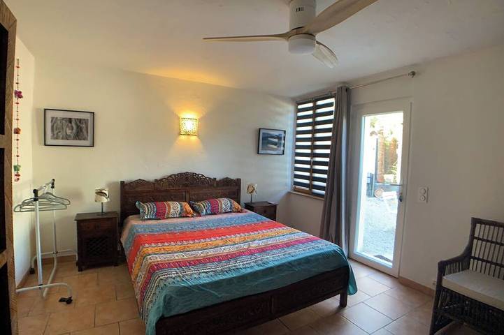 Chambre d’hôte pour 2 personnes, avec piscine et jacuzzi à Tourrettes - 2