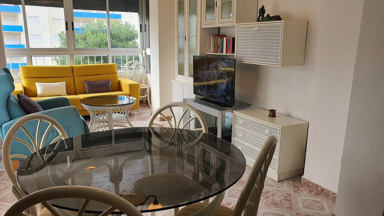 Appartement entier, Appartement de vacances pour 6 personnes avec balcon in Playa de Gandía, Costa de Valencia