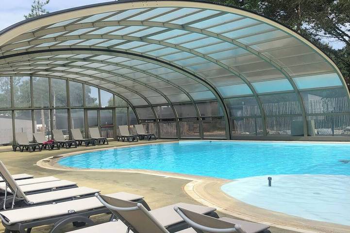 Gîte pour 6 personnes, avec Piscine