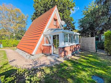 Ferienhaus für 4 Personen, mit Garten in Zingst