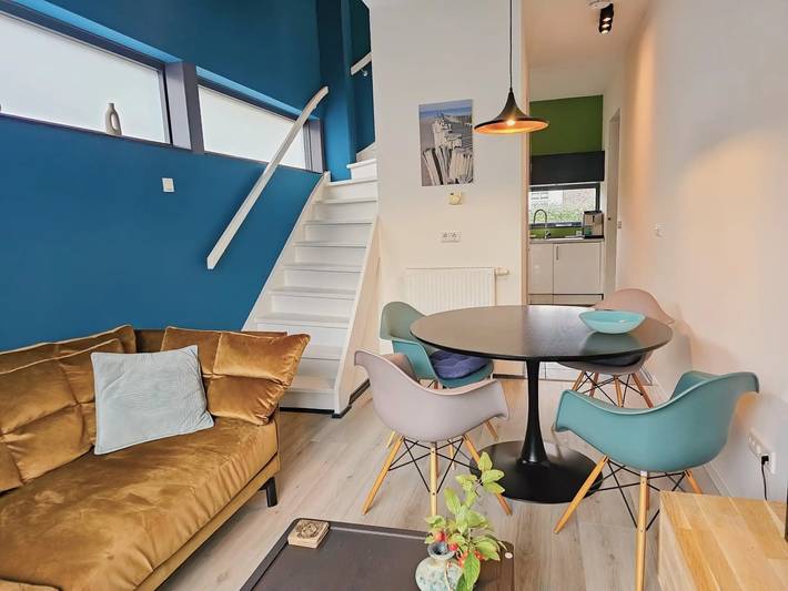 Modern 4-person house with private parking space in Domburg in Domburgo, Walcheren