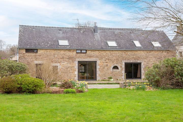 Maison de vacances pour 8 personnes, avec jardin, adapté aux familles à Melgven
