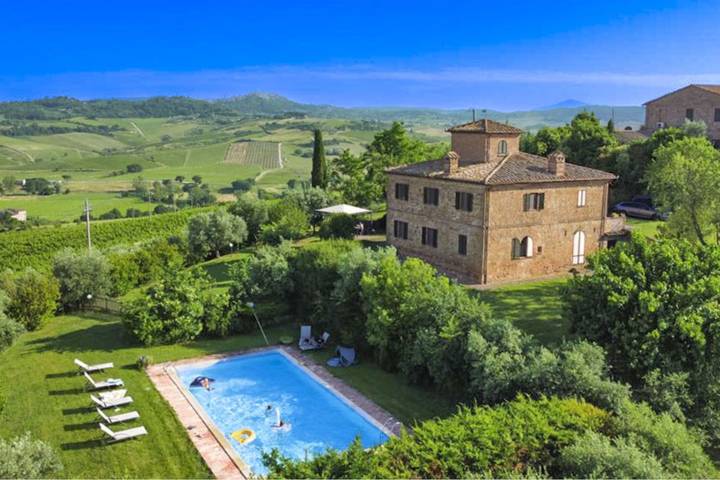 Villa per 14 persone, con Giardino e Piscina in Toscana