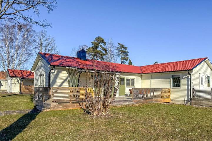 Ferienhaus für 8 Personen, mit Pool