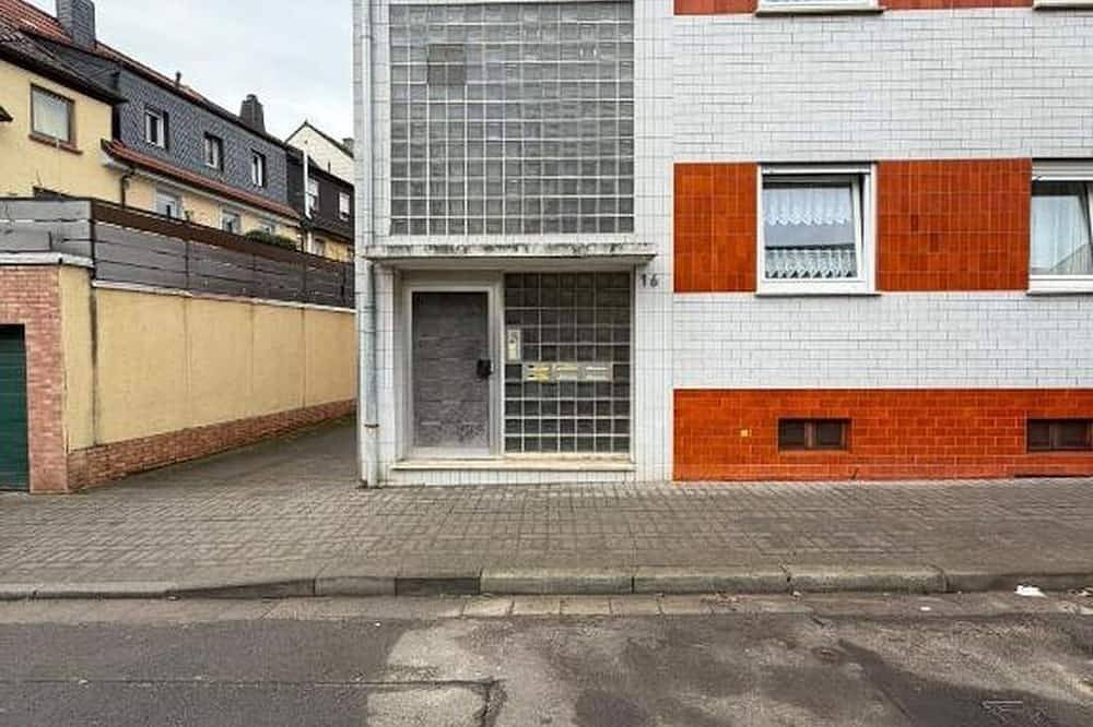 Ganze Wohnung, Quiet 1-Bedroom Apartment · Sleeps 2 · Full Kitchen · Kaiserslautern in Kaiserslautern, Saar-Nahe-Bergland