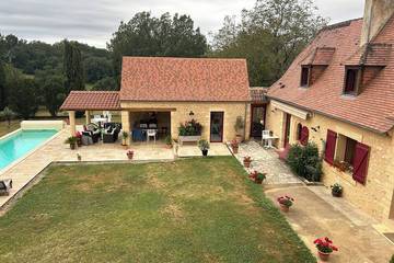 Gîte pour 5 personnes, avec piscine à Saint-Félix-de-Reillac-et-Mortemart