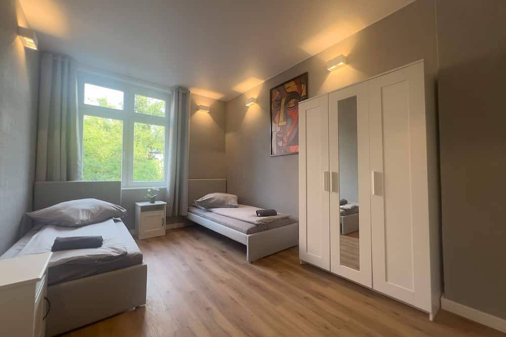 Appartement entier, New 2-bedroom apartment with a kitchen in Offenbach-sur-le-Main, Offenbach