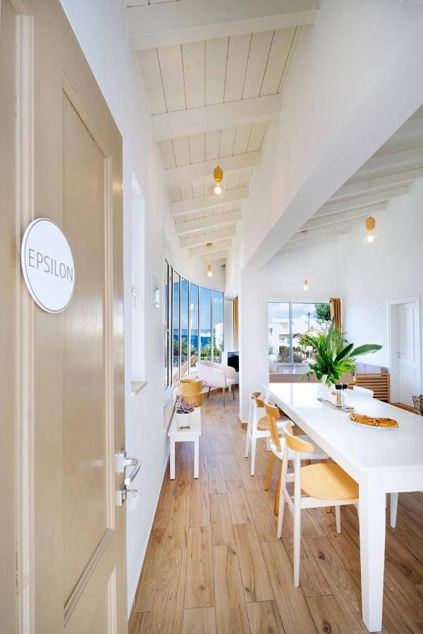 Gîte pour 13 personnes, avec jardin et vue dans Almirida - 3