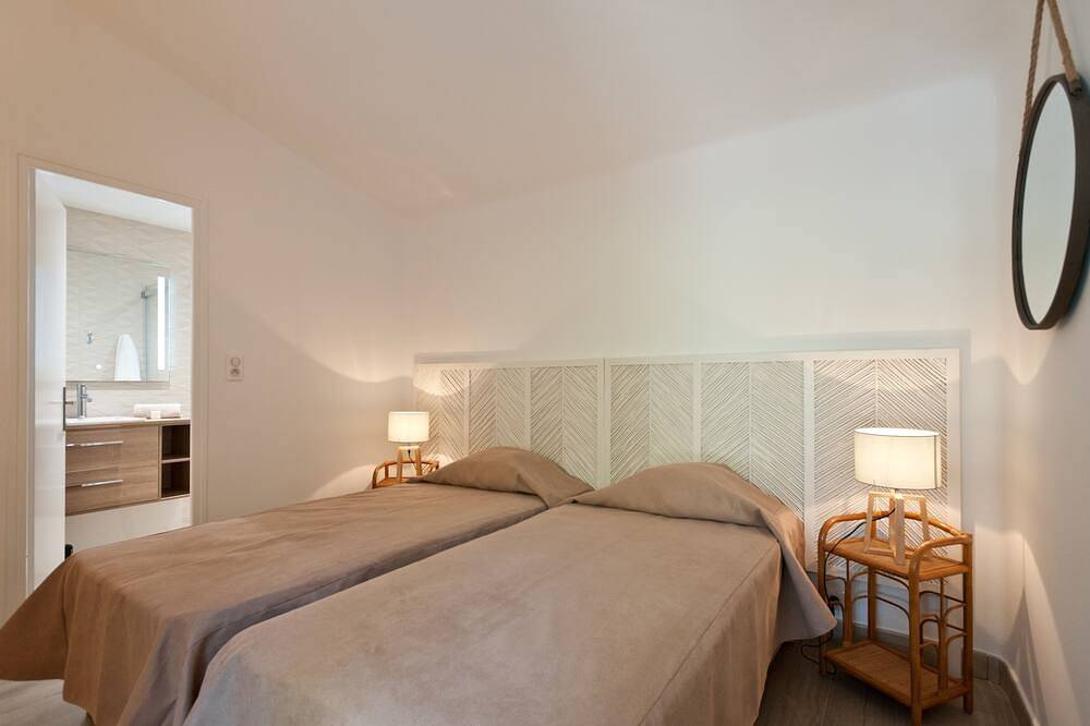 4 bedroom house with sea view - Santa Giulia - Residence with swimming pool in Santa Giulia, Porto Vecchio