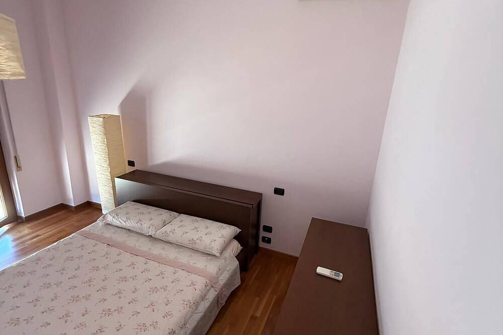Apartamento entero, Elegant penthouse located in a very central area, just a few steps from the sea. in Grottammare, Grottammare (Comune)