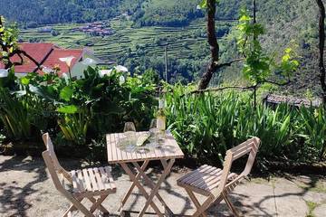 Maison de campagne pour 4 personnes, avec vue et terrasse dans Sistelo