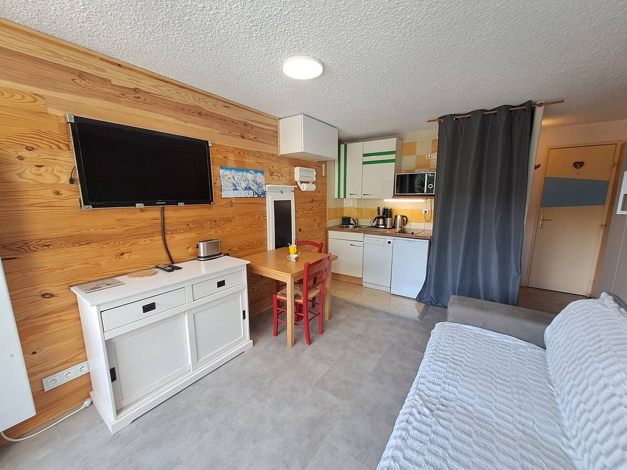 Studio entier, Studio moderne, centre station, terrasse sud, animaux admis in Mont-de-Lans, Les Deux Alpes