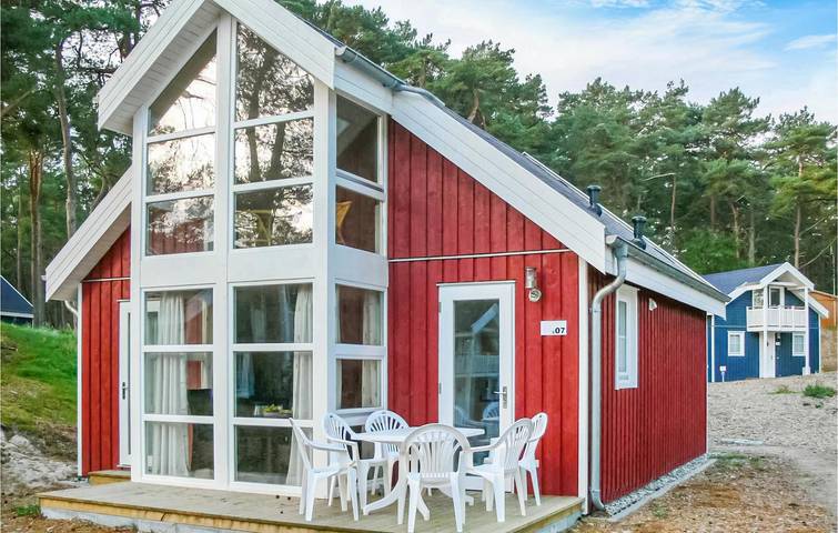 Ferienhaus für 4 Personen, mit Whirlpool und Sauna sowie Terrasse in Baabe - 3