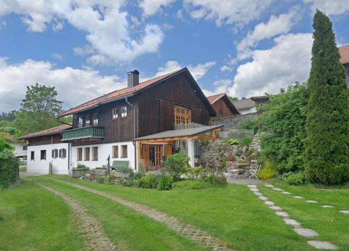 Villa für 22 Personen, mit Sauna und Ausblick sowie Garten, mit Haustier in Bayern - 2