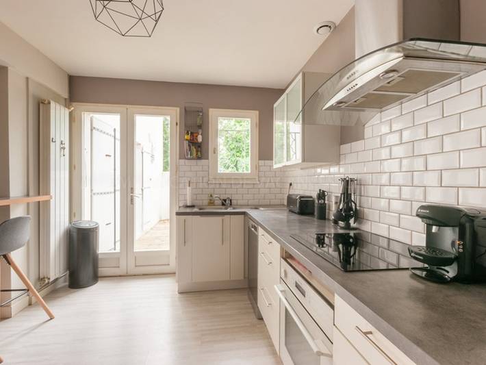 Location de vacances pour 8 personnes, avec jardin et terrasse à Le Bois-Plage-en-Ré - 3