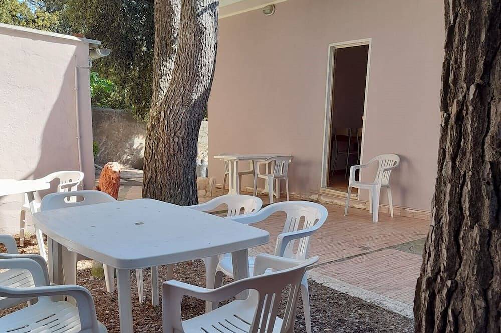 Apartamento entero, Apartamento A 300 Metros Del Mar Y 700 Metros De La Estación in Castiglioncello, Costa Etrusca