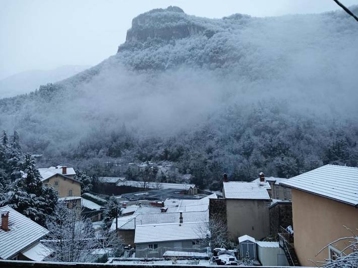 Maison d’hôte pour 2 personnes, avec jardin et vue dans Belley - 2