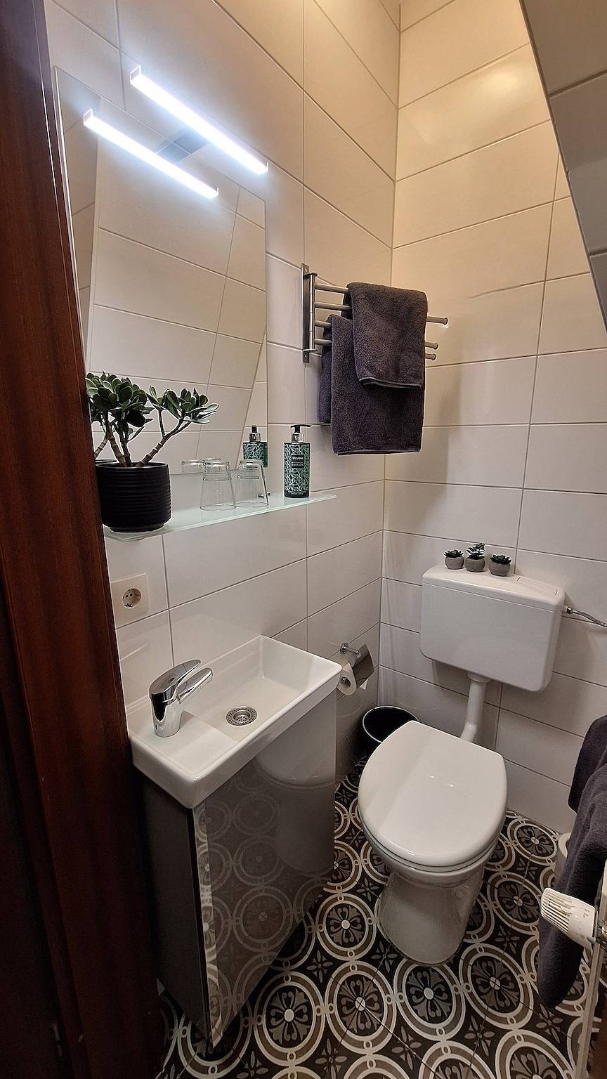 Ganze Ferienwohnung, Gästehaus Mittmann 1 Raum Apartment oh. Balkon in Bad Kissingen, Rhön-Bayern