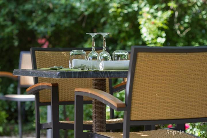 Hôtel pour 2 personnes, avec piscine et terrasse à Acquigny - 4