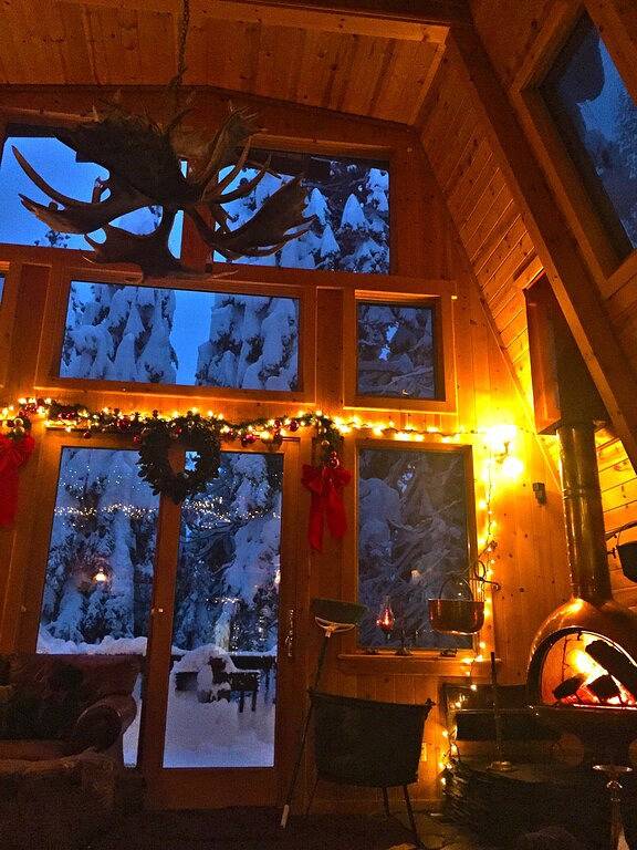 Vacation rental for 10 people, with hot tub and balcony in Northern California