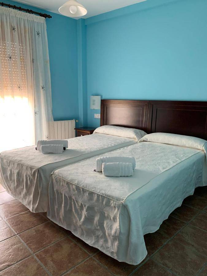 Alojamiento y desayuno para 2 personas, con vistas y terraza en Comarca de Guadix - 2