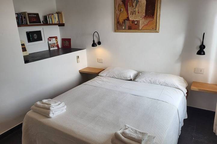 Rustico medioevale con giardino e meravigliosa vista mare in Porto Venere, Comune di Porto Venere