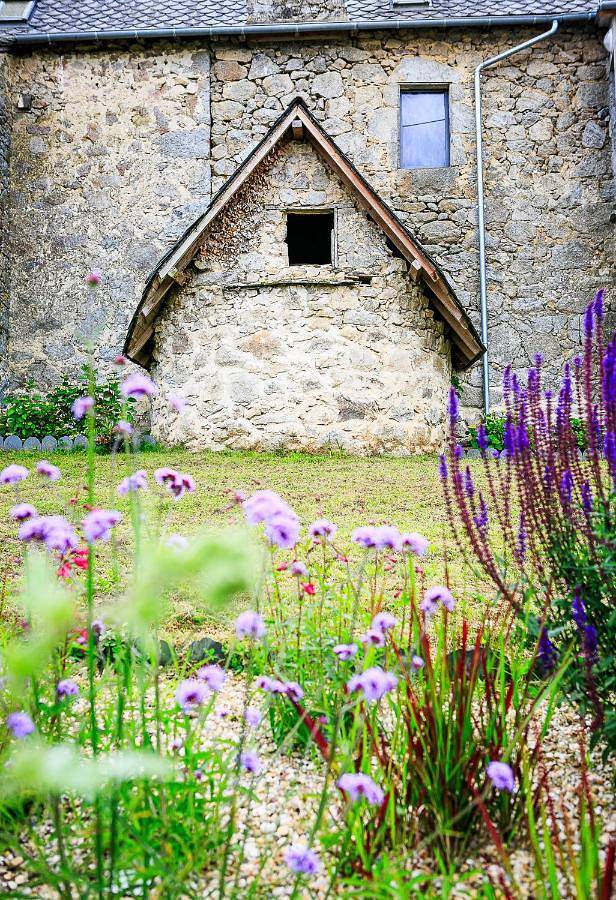 Double Room with Private Bathroom in La Fouillade, Aveyron