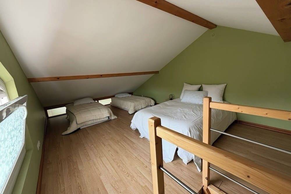 Entire apartment, Superb T3 quiet with private parking min Geneva in Vétraz-Monthoux, Saint-Julien-en-Genevois region