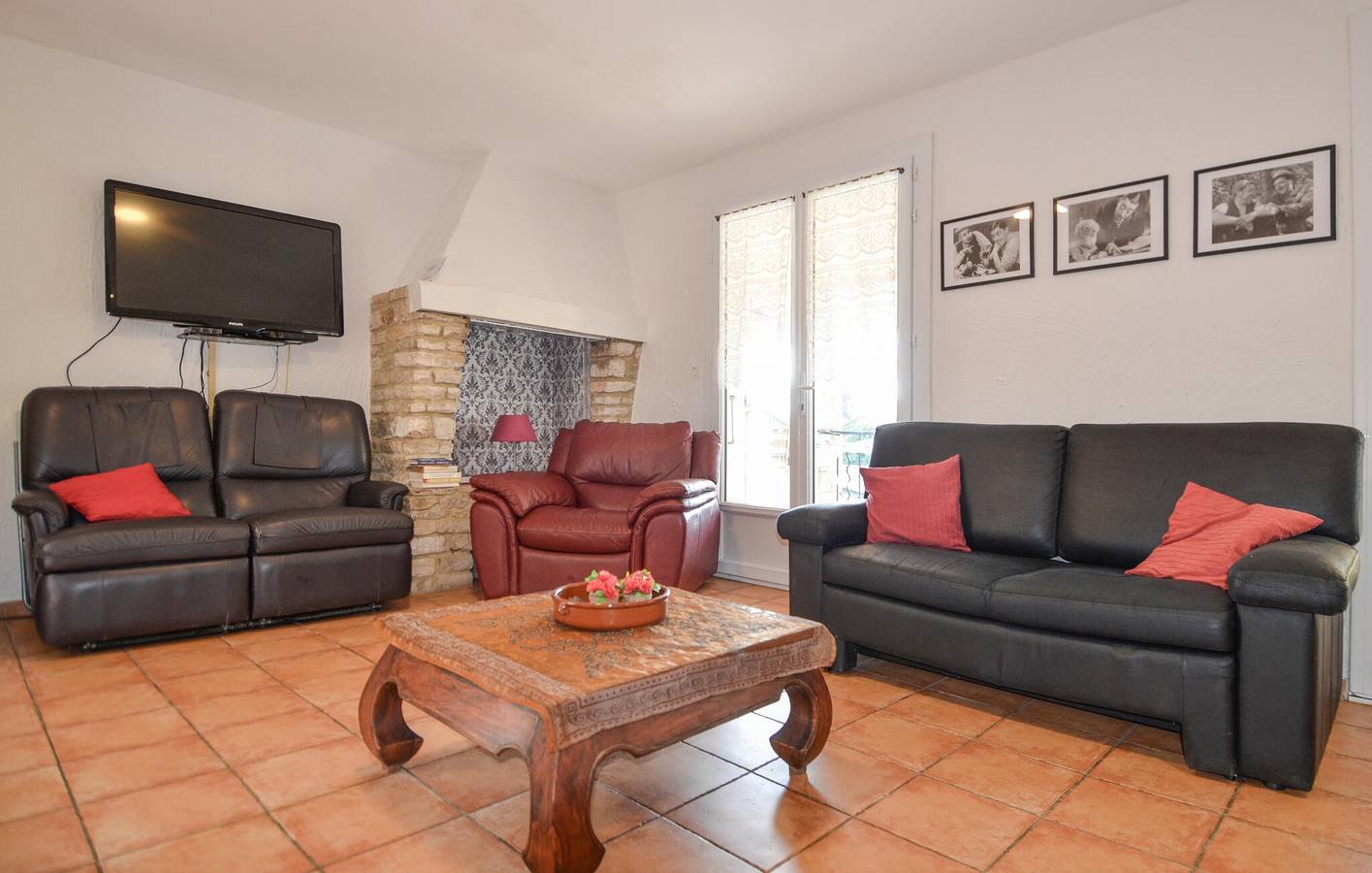 Gemütliches Apartment mit Pool & AC in der Nähe von Fluss und Stadtzentrum in Cornillon, Nimes und Umgebung