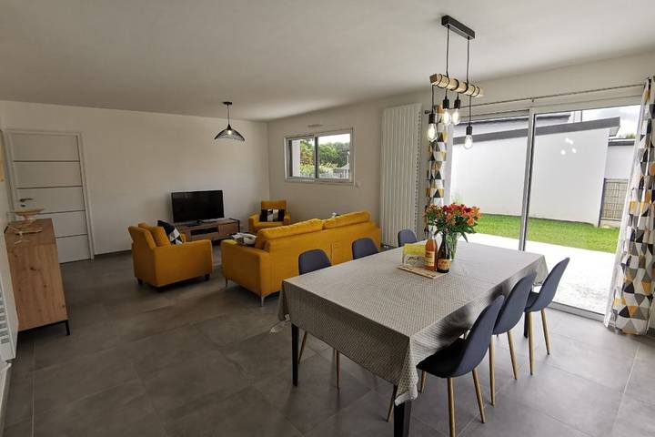 Gîte pour 6 personnes, avec jardin et terrasse dans le Finistère - 4
