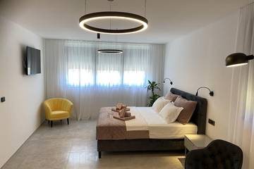 Villa für 8 Personen in Fazana, Südküste Istrien, Bild 1