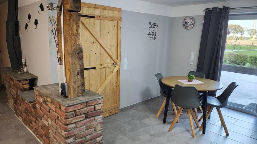 Ganze Wohnung, Schicke Fewo No. 7 mit Terrasse in Aurich, Landkreis Aurich