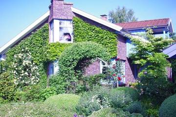 Ferienhaus für 4 Personen, mit Garten und Sauna sowie Balkon in Oldenburg