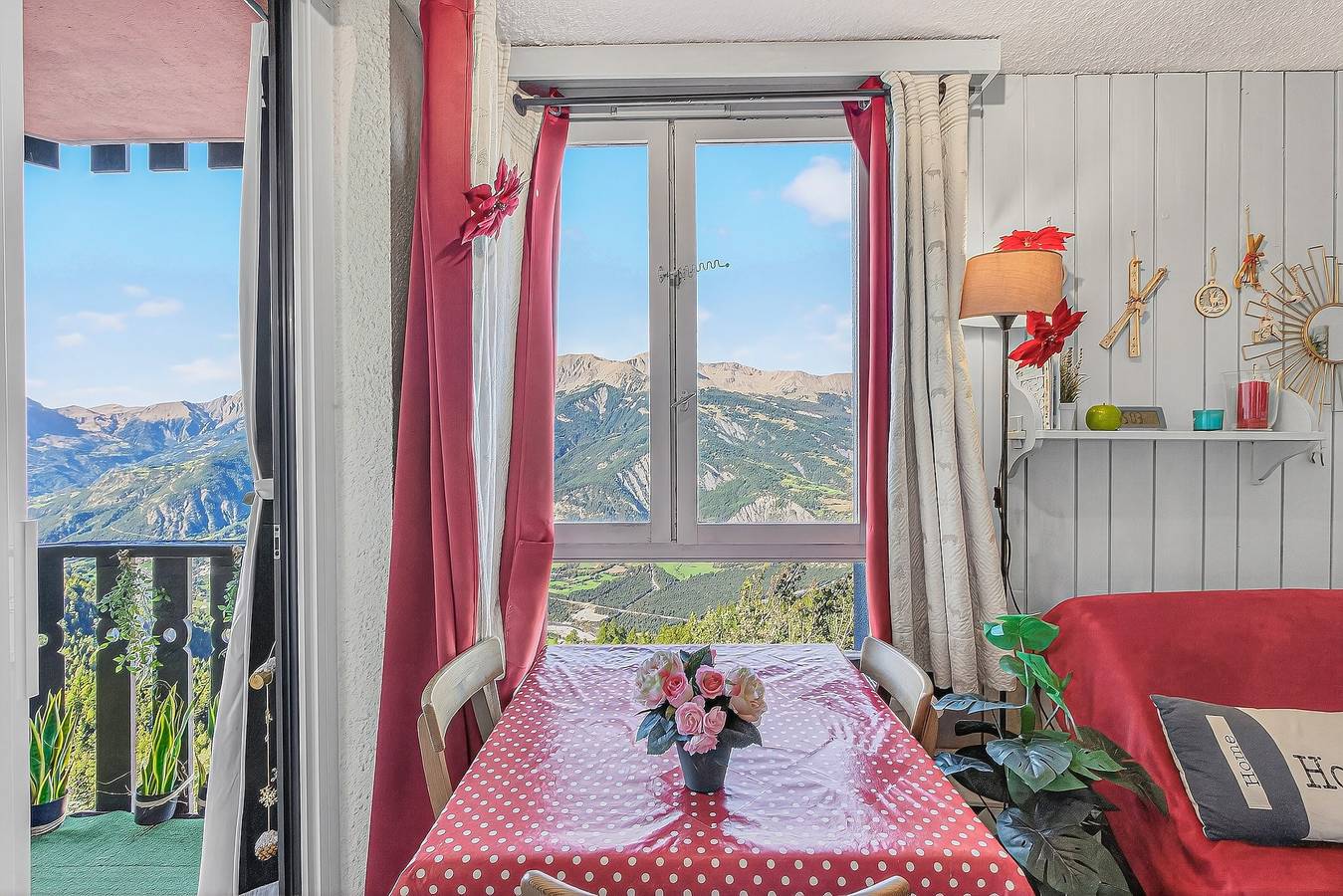 Appartement entier, Appartement 'Chaleureux 4 Couchages' avec Vue sur la Montagne, Terrasse Privée et Wi-Fi in Pra-Loup (station de ski), Pra-Loup