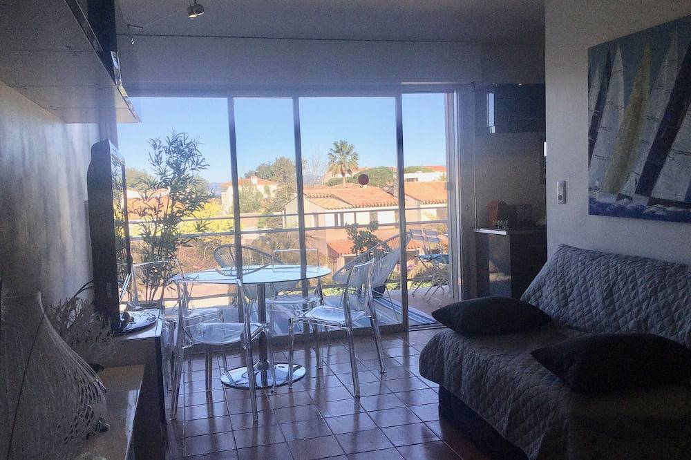 Apartamento entero, Estudio amueblado con vistas al mar Le Brusc in Six-Fours-les-Plages, Region de Toulon