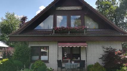 Ferienwohnung für 6 Personen, mit Terrasse und Garten in Bispingen
