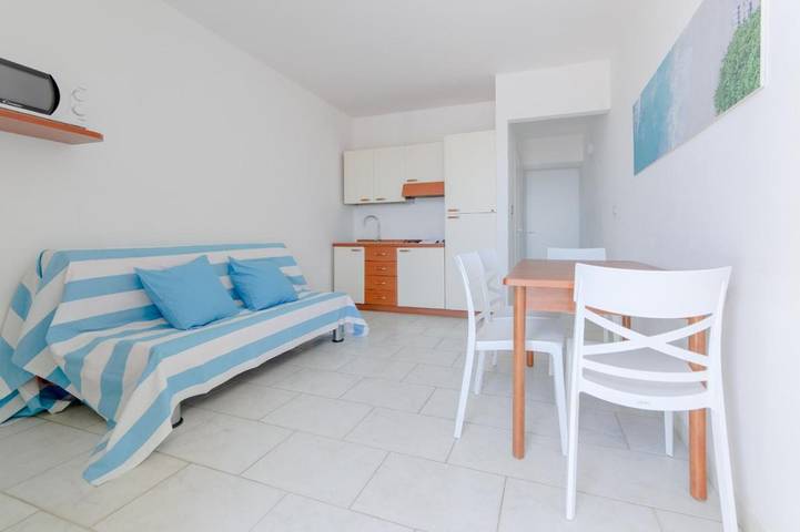 Ferienhaus für 4 Personen, mit Ausblick und Garten, kinderfreundlich in Torre Vado - 2