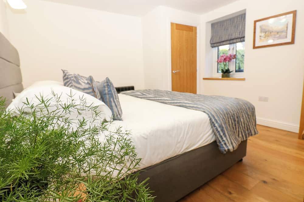 Macaw Cottages No 4, character holiday cottage in Kirkby Stephen in Kirkby Stephen, Cumbria