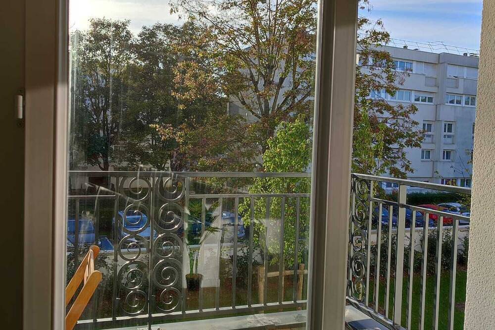 Apartamento entero, Bright apartment near Paris, terrace, parking in L'Haÿ-les-Roses, Valle del Marne