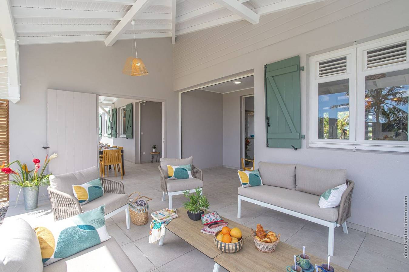 Villa Beachside Seahorse, piscine, plage à pied in Sainte-Anne (Martinique), Martinique