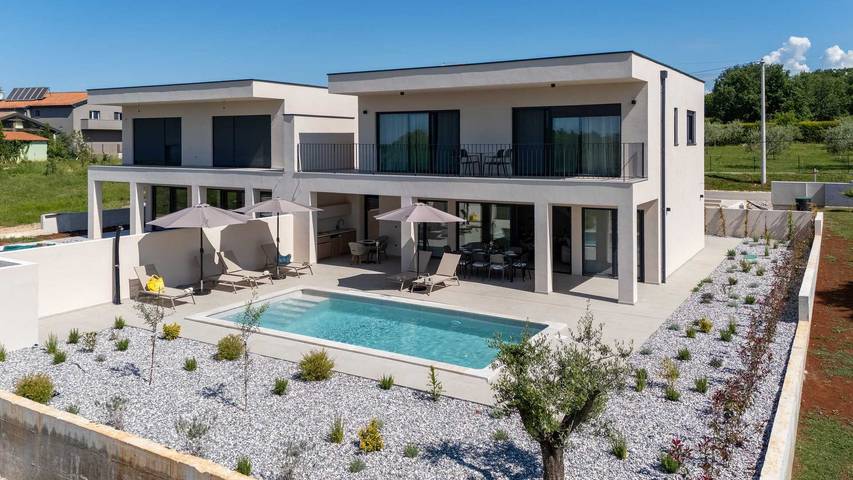 Ferienhaus für 8 Personen, mit Balkon und Terrasse sowie Pool in Kosinozici - 2
