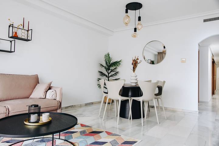Apartamento entero, Apartamento 'Calpe Bay' con piscina compartida, Wi-Fi y aire acondicionado in Calpe Casco Antiguo, Calpe